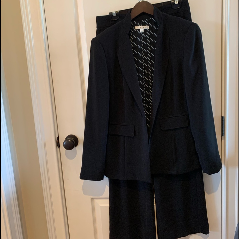 CAbi women’s suit